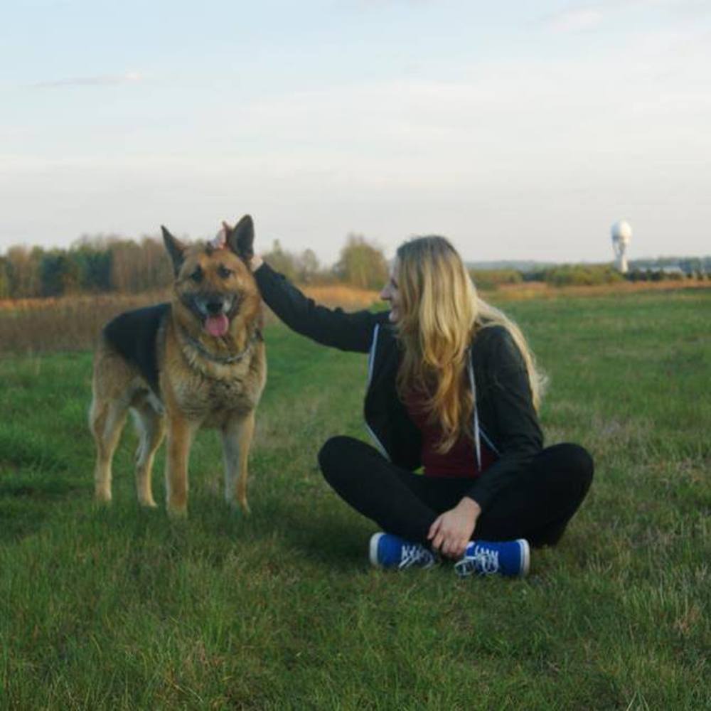 Meet your Posher, Aneta